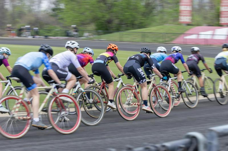 PHOTOS: Little 500 riders race in Miss N Out - Indiana Daily Student