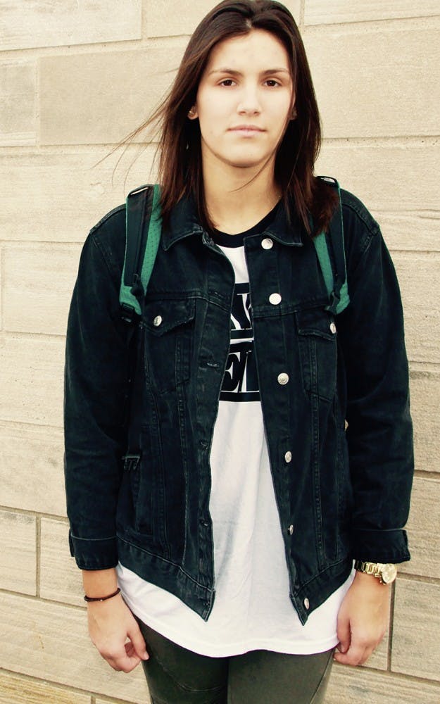 Sophomore Emma Peters showing her comfortable yet stylish look for class.&nbsp;