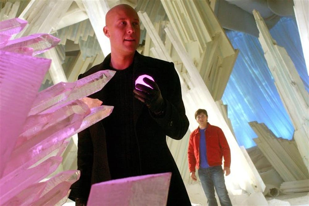 Lex finally admitted his feeling for Clark by giving him a big, pretty diamond.