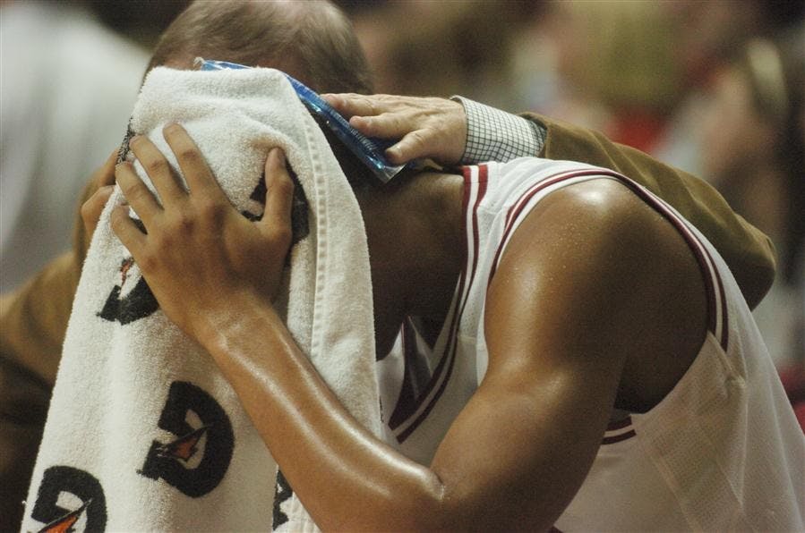 Men's Basketball FAIL