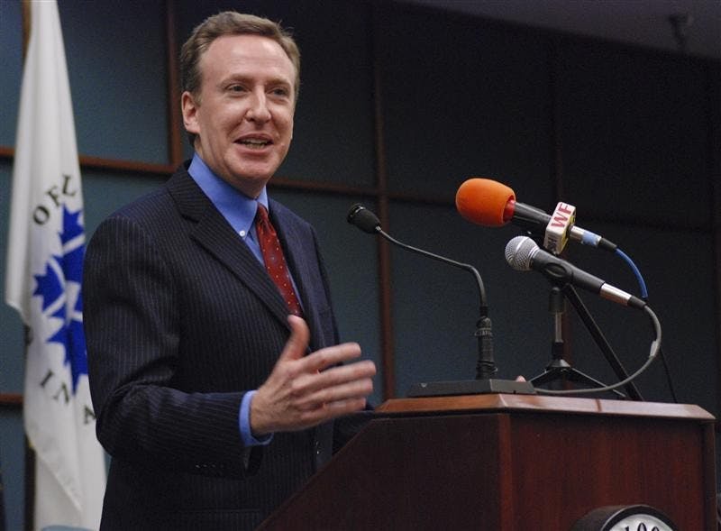 Mayor Mark Kruzan gives the State of the City address Wednesday evening in the Council Chambers of City Hall. Kruzan announced several increases in funding, including a $950,000 appropriation obtained by Rep. Baron Hill, D-9th, and a $1.8 million appropriation from the federal stimulus package.