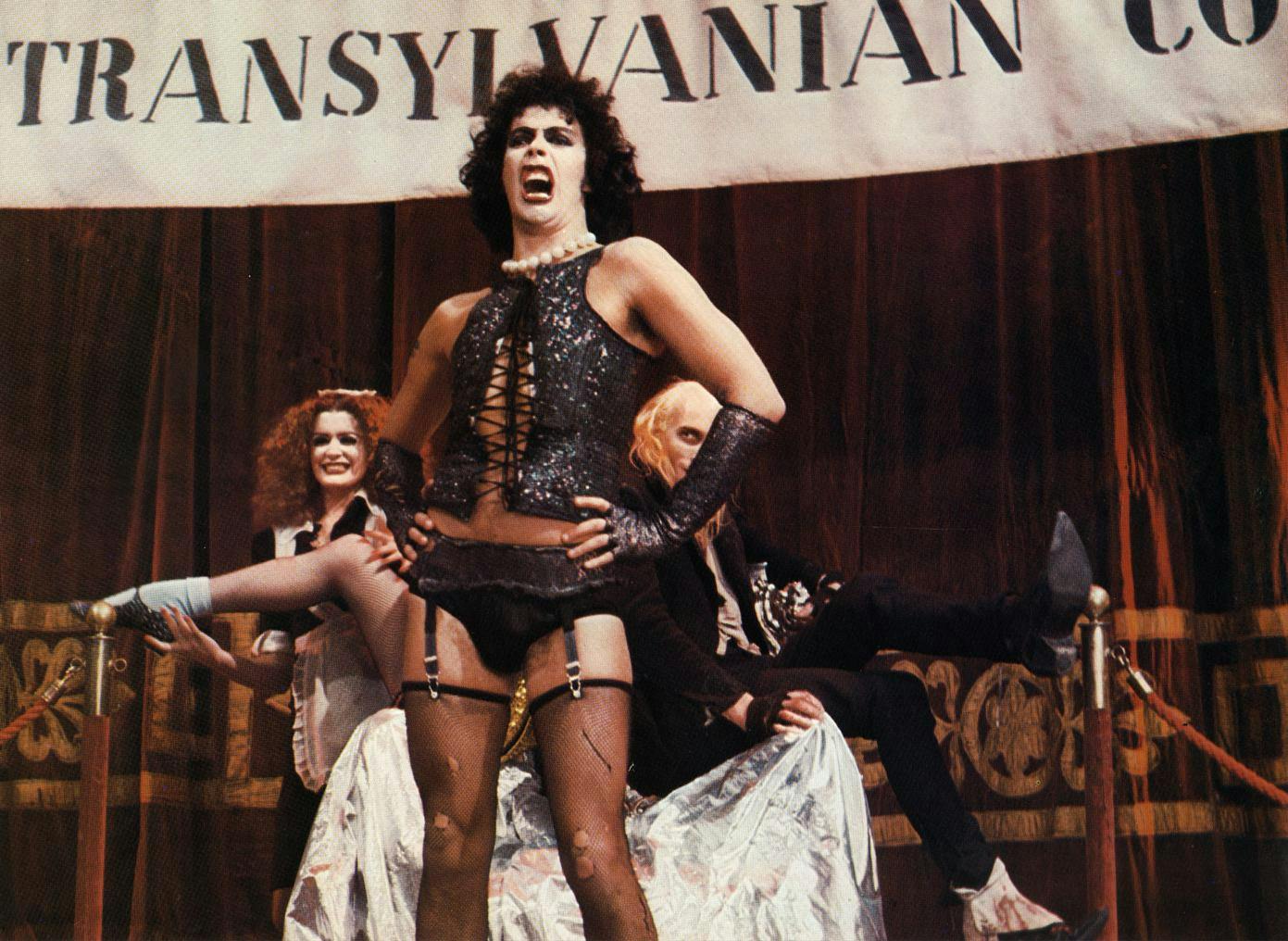 entrockyhorror102725.jpg