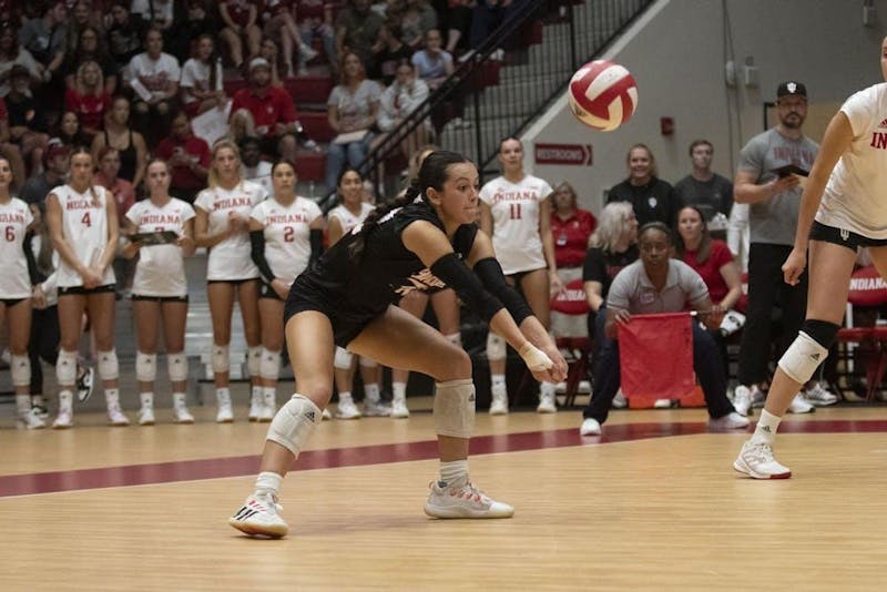 Indiana’s returnees lead in volleyball training game between Cream and Crimson