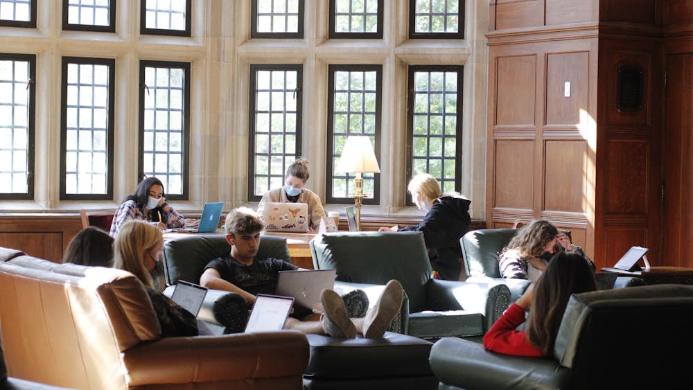 Students study Oct. 20, 2021, in the south lounge of the Indiana Memorial Union. It&#x27;s important to find a studying technique that works and stick to a plan when studying for final exams.