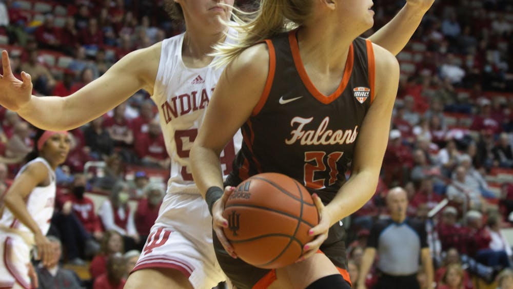 Senior guard Mackenzie Holmes blocks a Bowling Green State University player Nov. 17, 2022, at Simon Skjodt Assembly Hall. The Hoosiers will play the University of North Carolina at 6 p.m. Dec. 1 at Assembly Hall.