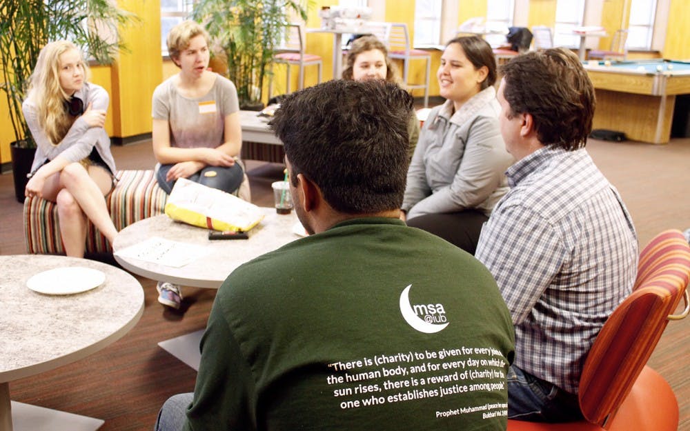 Students make new friends at the IU Muslim Student Association's Interfaith Game Night this Thursday in the Forest Treehouse.&nbsp;
