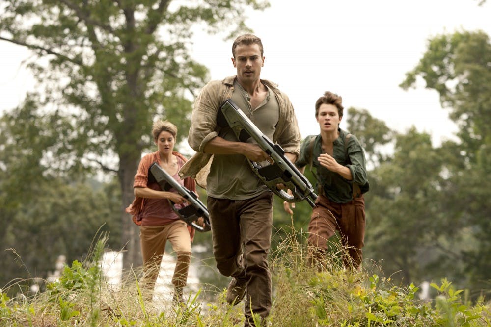 ENTER INSURGENT-MOVIE-REVIEW 1 MCT