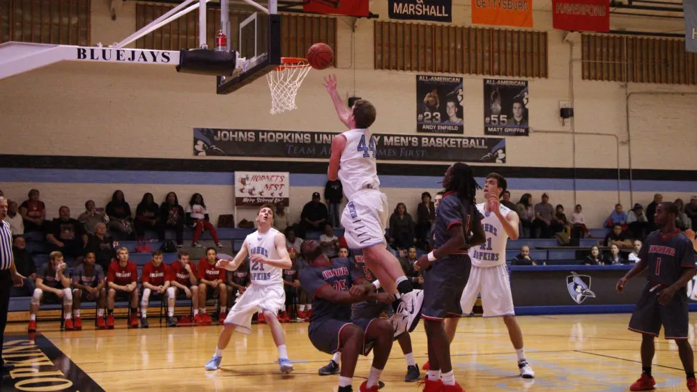 LEON SANTHAKUMAR/PHOTOGRAPHY EDITOR