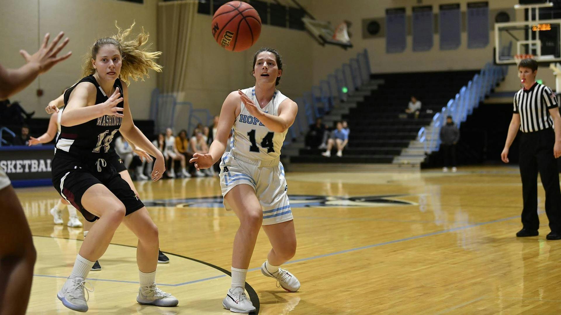 HOPKINSSPORTS.COM
Women’s basketball dominated Bryn Mawr on offense and defense, securing a crushing victory.