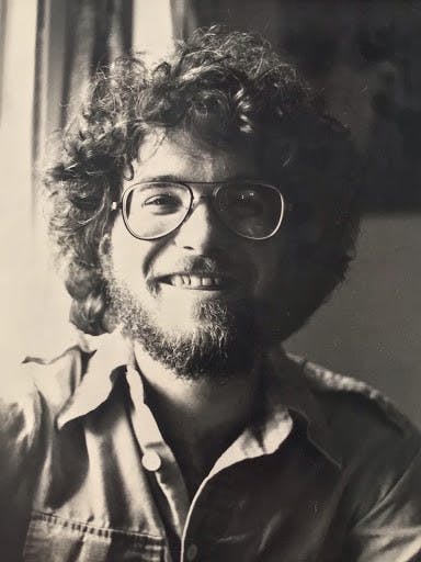 COURTESY OF DAVID PORTER (A&amp;S ’76)
A photo of Warren captured in 1976, during his time on the paper.