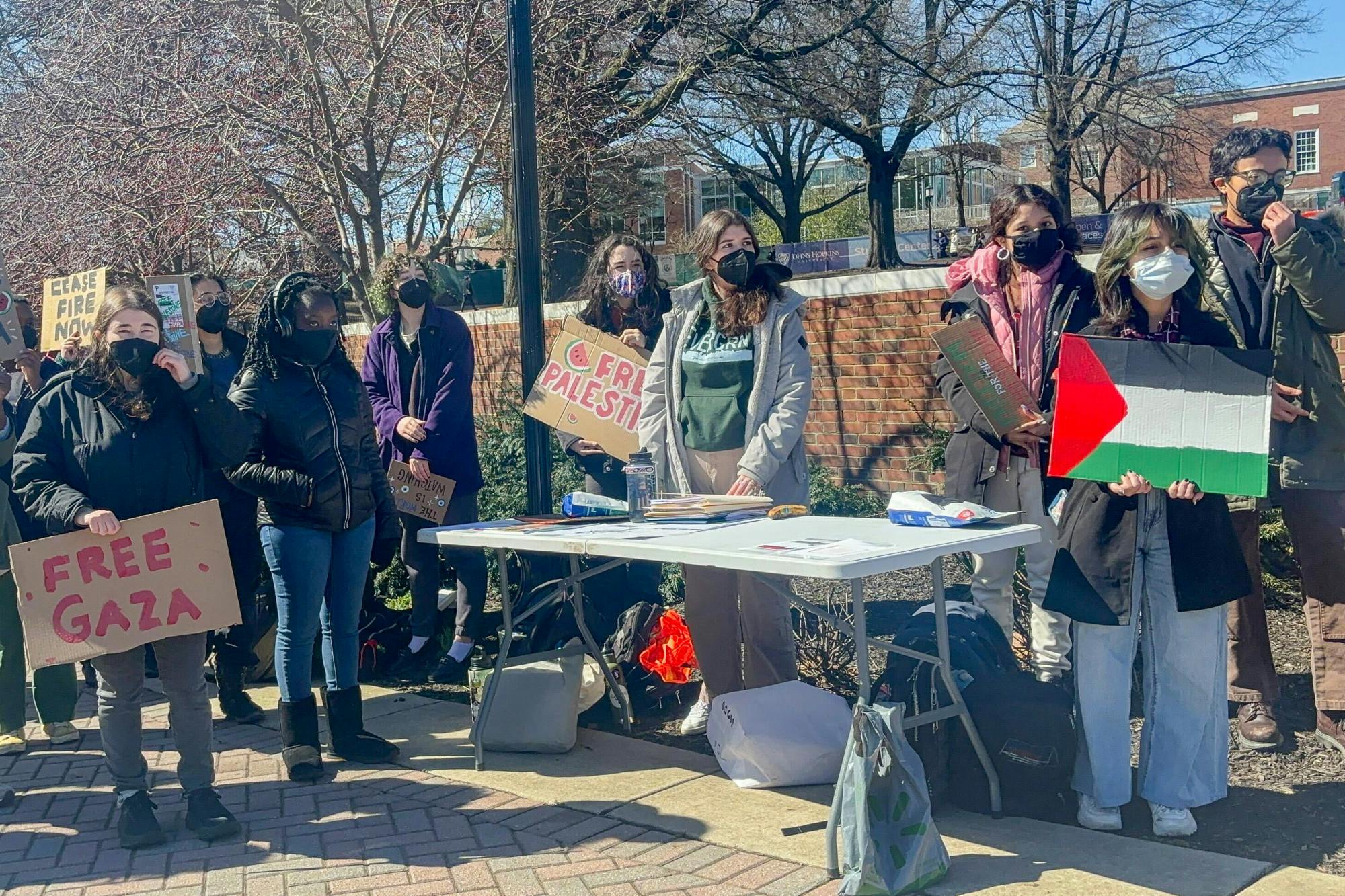 COURTESY OF MAYA BRITTO
Students held handpainted signs that called for the liberation of Palestine.