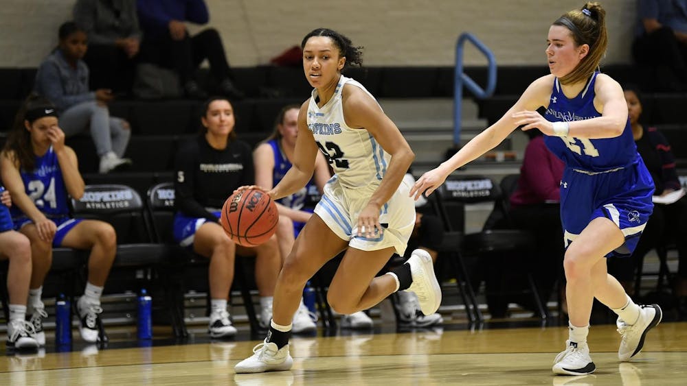 Diarra Oden finished with 19 points in Hopkins loss to Muhlenberg.