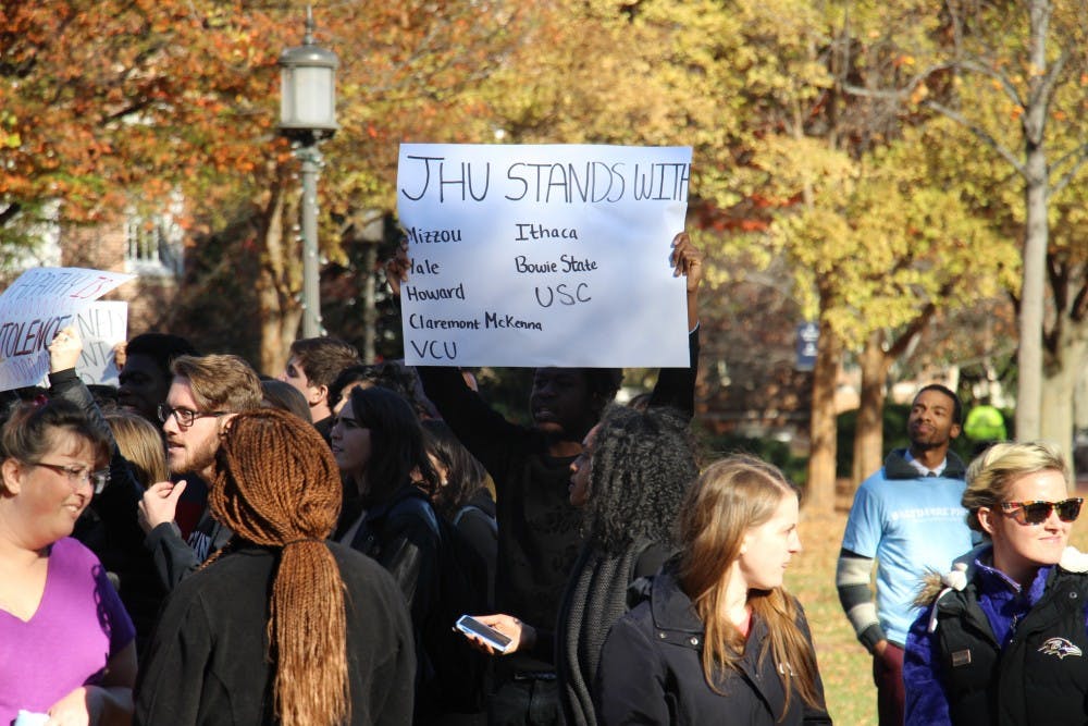 LEON SANTHAKUMAR/PHOTOGRAPHY EDITOR