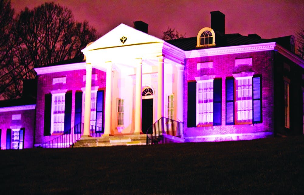 XIXI XU/ PHOTOGRAPHY EDITOR