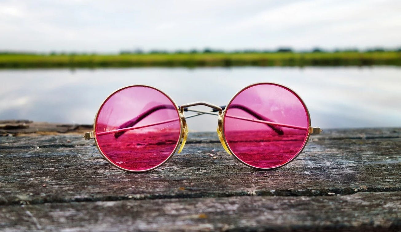 PUBLIC DOMAIN
Columnist Jessica Kasamoto argues that “rosy retrospection,“ the tendency to view the past in a positive light, is one cognitive bias that has been at play this year.