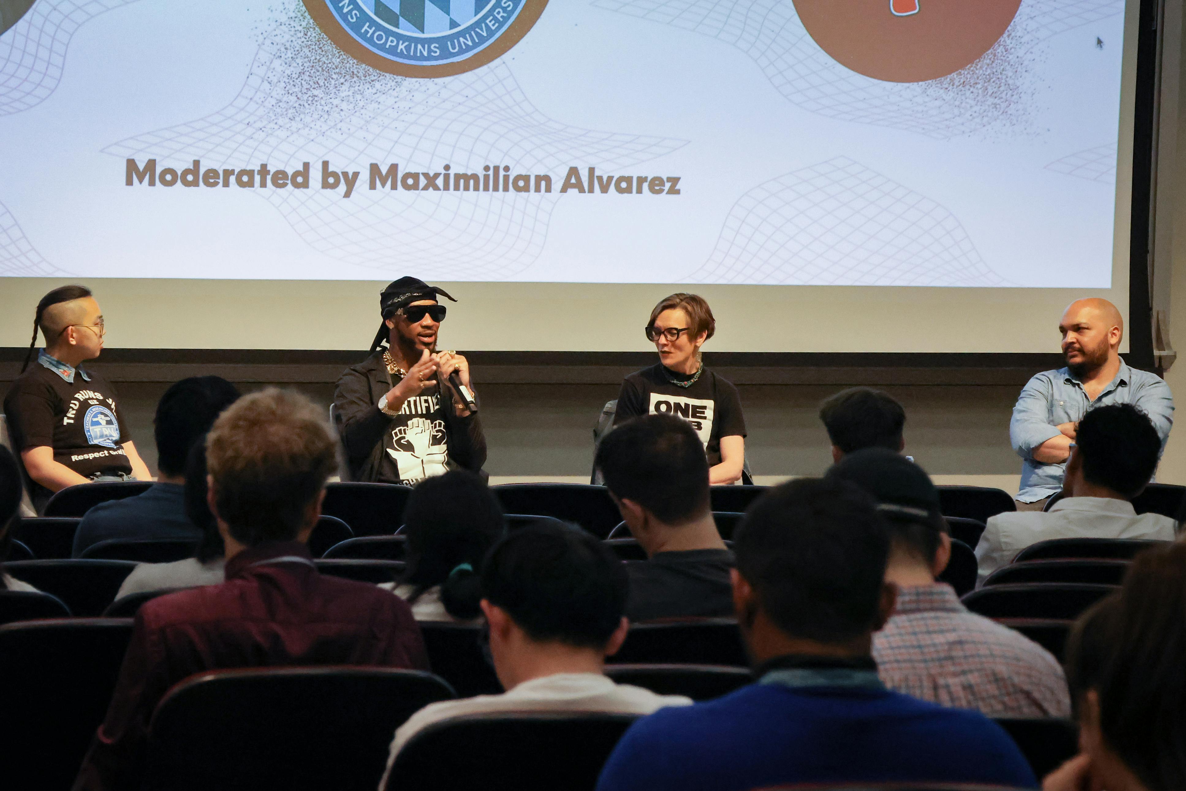 STEVEN SIMPSON / PHOTO EDITOR
Panelists shared their personal experiences with promoting workers’ rights through organized activity.