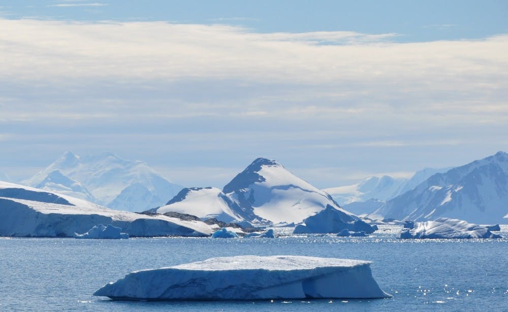 VINCENT VAN ZEIJEST/ CC-BY-SA-3.0
Most of Antarctica could disappear if humans burn all the remaining fossil fuels on Earth.