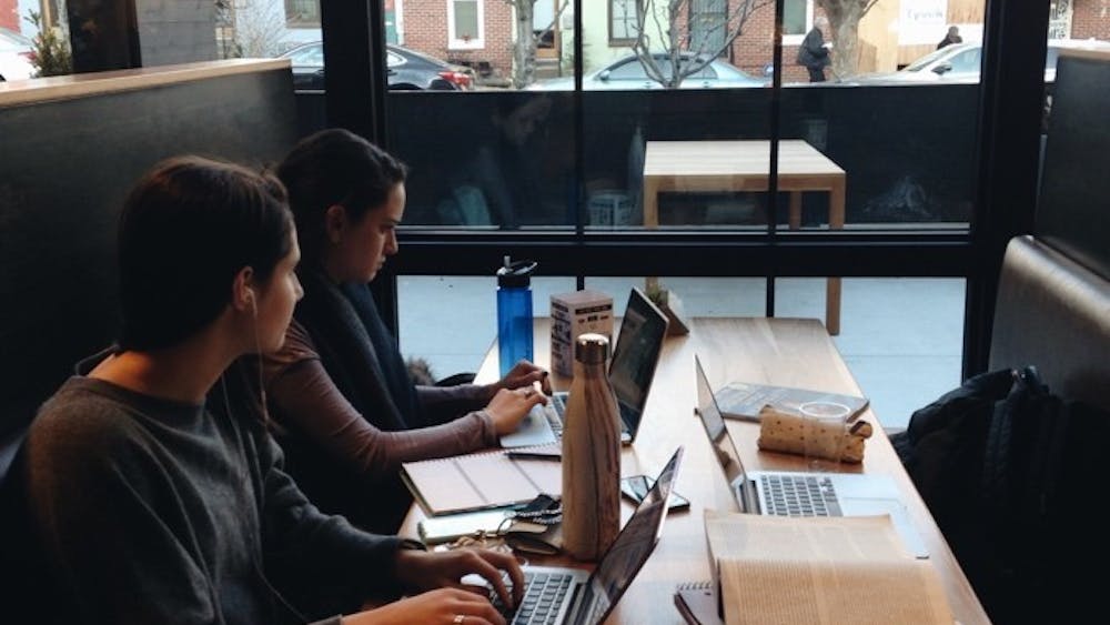 COURTESY OF VICTORIA LYONS
R. House has ample seating options available for patrons.