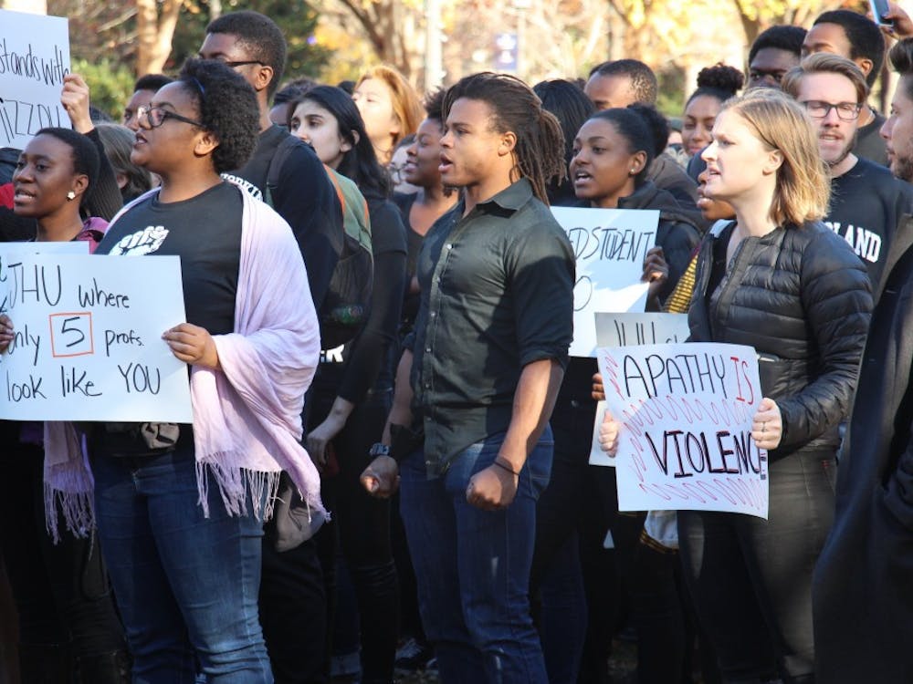 LEON SANTHAKUMAR/PHOTOGRAPHY EDITOR