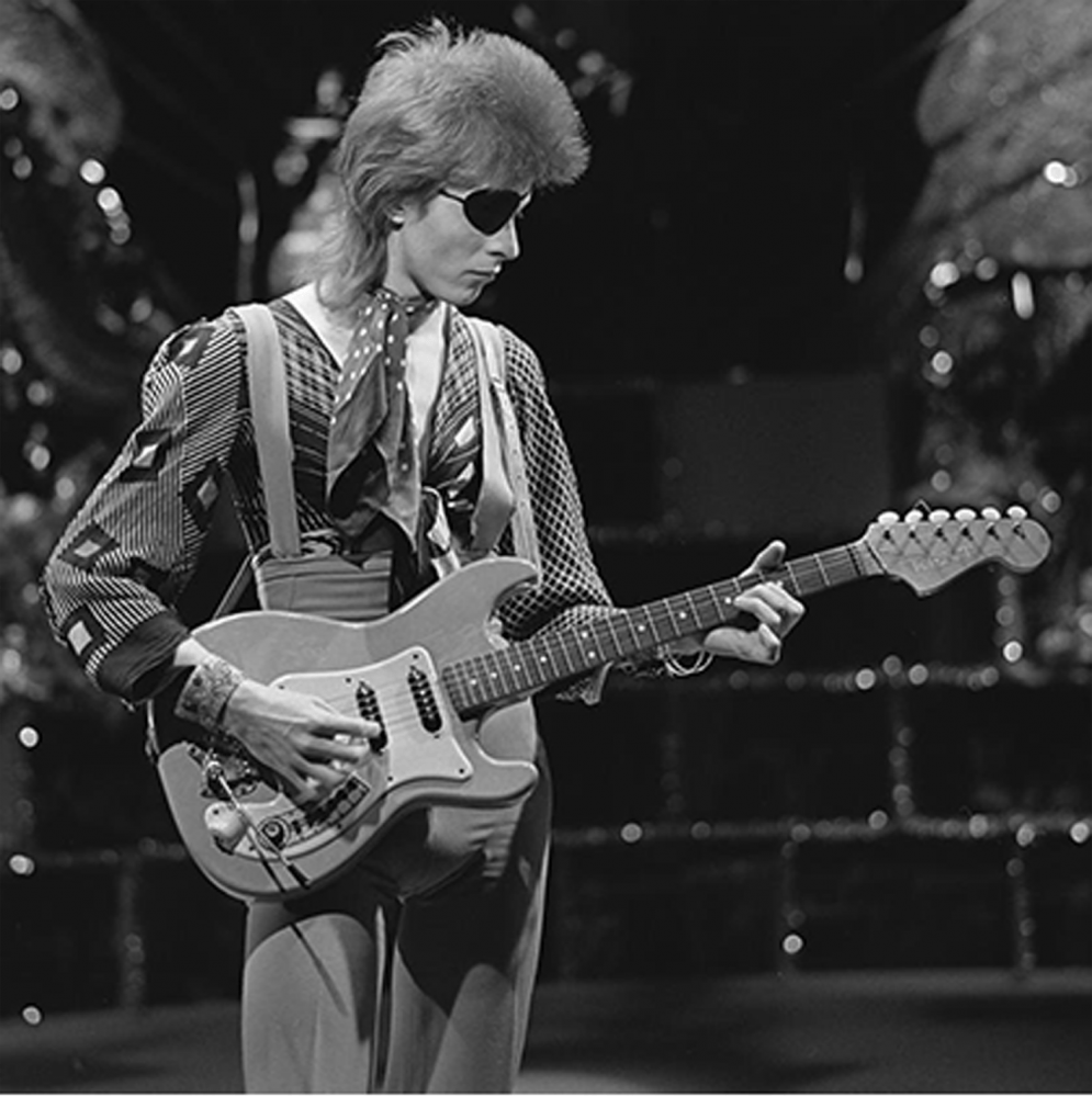 AVRO/CC-BY-SA-2.0
Bowie records a performance of “Rebel Rebel” for a television show.