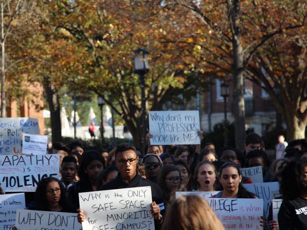 LEON SANTHAKUMAR/PHOTOGRAPHY EDITOR
