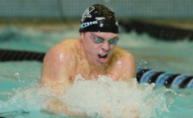 hopkinssports.com
Junior Evan Holder sparked a very strong showing by the men’s team.