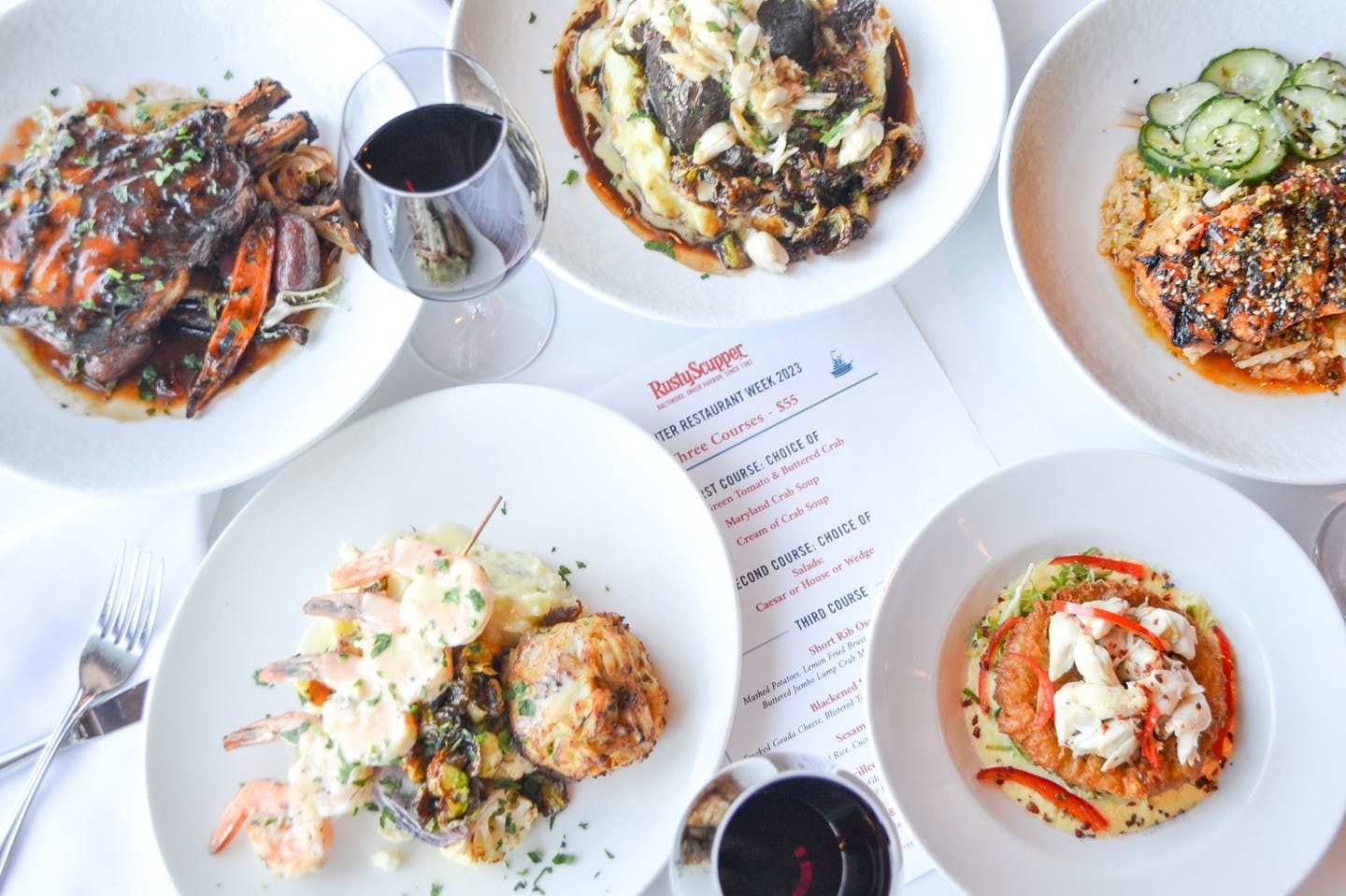 COURTESY OF RUSTY SCUPPER&nbsp;
Head to Rusty Scupper to savor Maryland’s authentic ocean offerings and immerse yourself in the nautically themed interior.