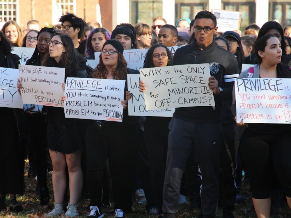 LEON SANTHAKUMAR/PHOTOGRAPHY EDITOR
