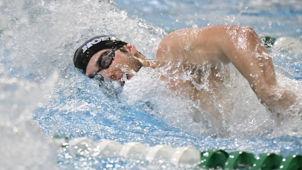 HOPKINSSPORTS.COM
Junior Michael Wohl was honored as the men’s D-III Swimmer of the Week after the Nike Invite.