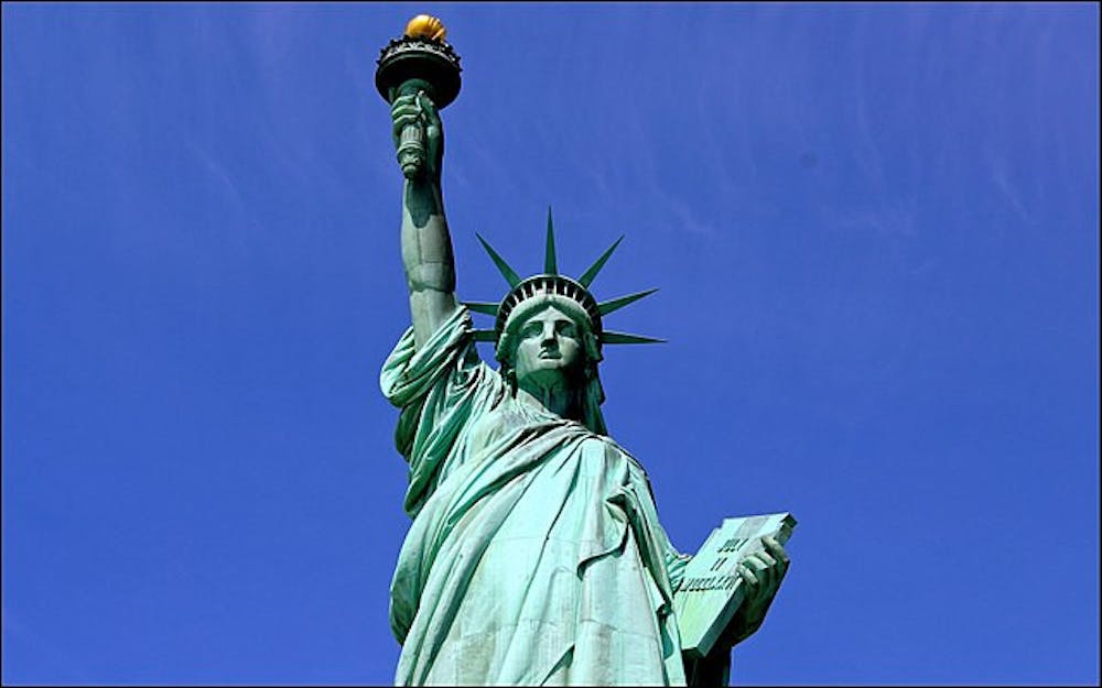 640px-lady-liberty-from-nirmalyaone