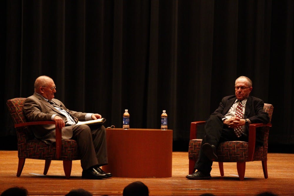  LEON SANTHAKUMAR/PHOTOGRAPHY EDITOR
Professor Robert Freedman asked Dershowitz questions during the first part of the MSE event on Tuesday.