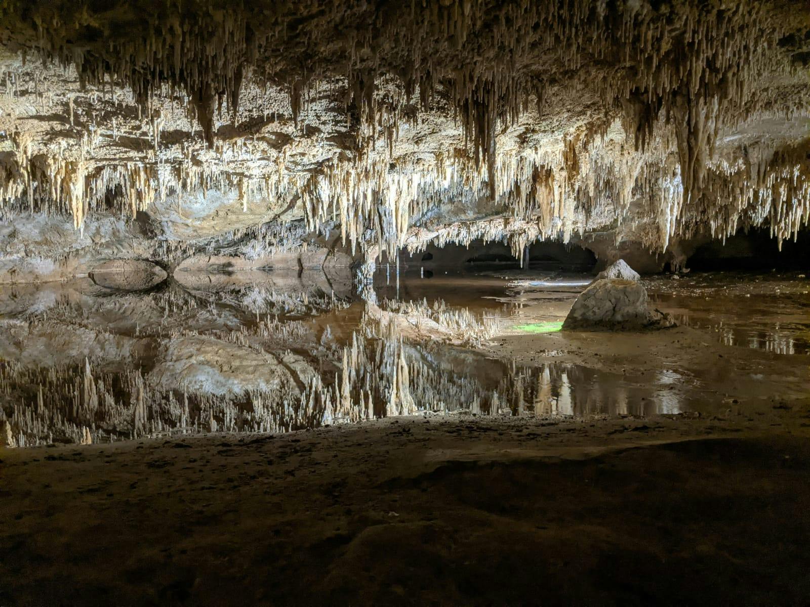 COURTESY OF BINYAMIN NOVETSKY
Novetsky was amazed by the natural beauty of the Luray Caverns.