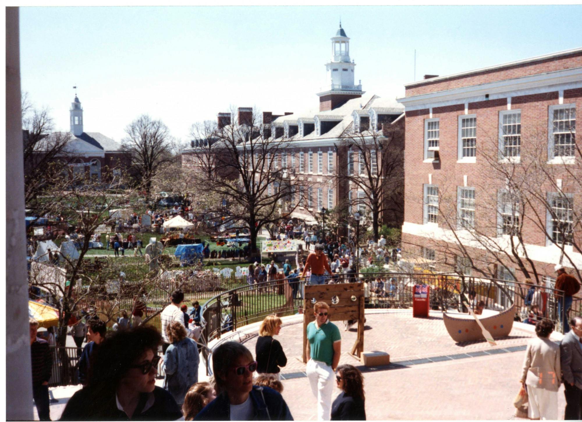 COURTESY OF THE JOHNS HOPKINS UNIVERSITY GRAPHIC AND PICTORIAL COLLECTION
Spring Fair attendees walk around Wyman Quad in 1988, the same year Winfield arrived at Hopkins.