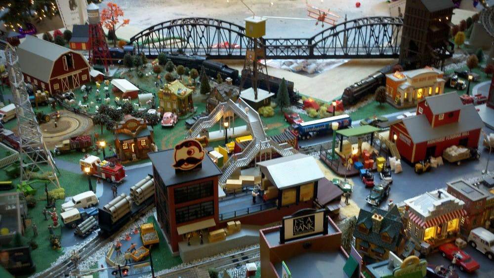 TEAKWOOD/C.C. BY-SA 2.0
The train garden at Kenilworth Mall is worth the trip to Towson to see.