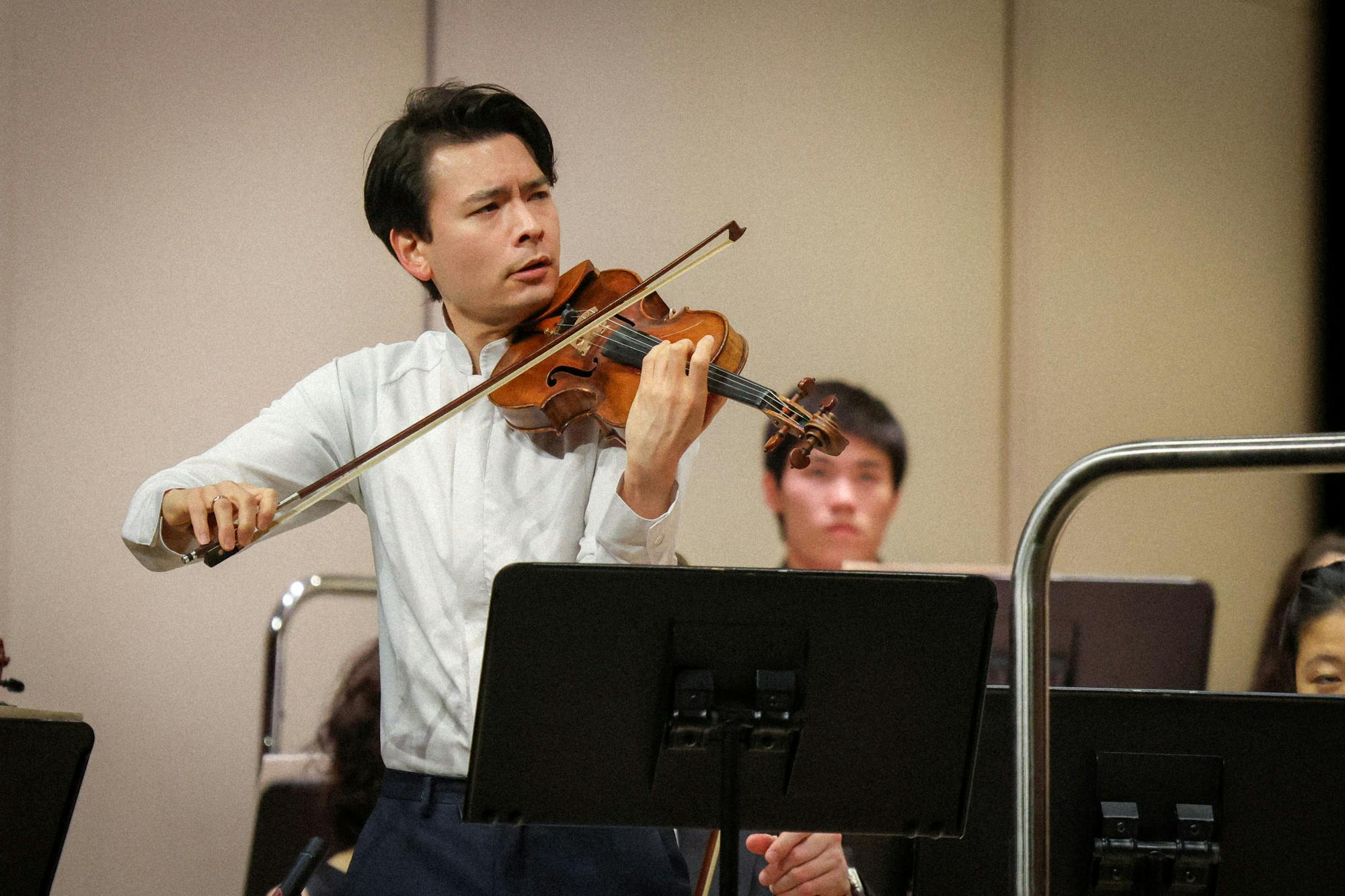 World-class soloists joined the Hopkins Symphony Orchestra for an unforgettable finale to the 2024–25 season, featuring works by Sibelius, Berg, Nielsen and Doppler.