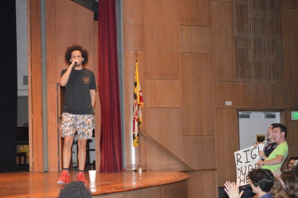  PHOTOGRAPHY EDITOR
Comedian and actor Eric André’s unconventional humor entertained a full crowd, including some of his biggest fans, in Shriver Hall.