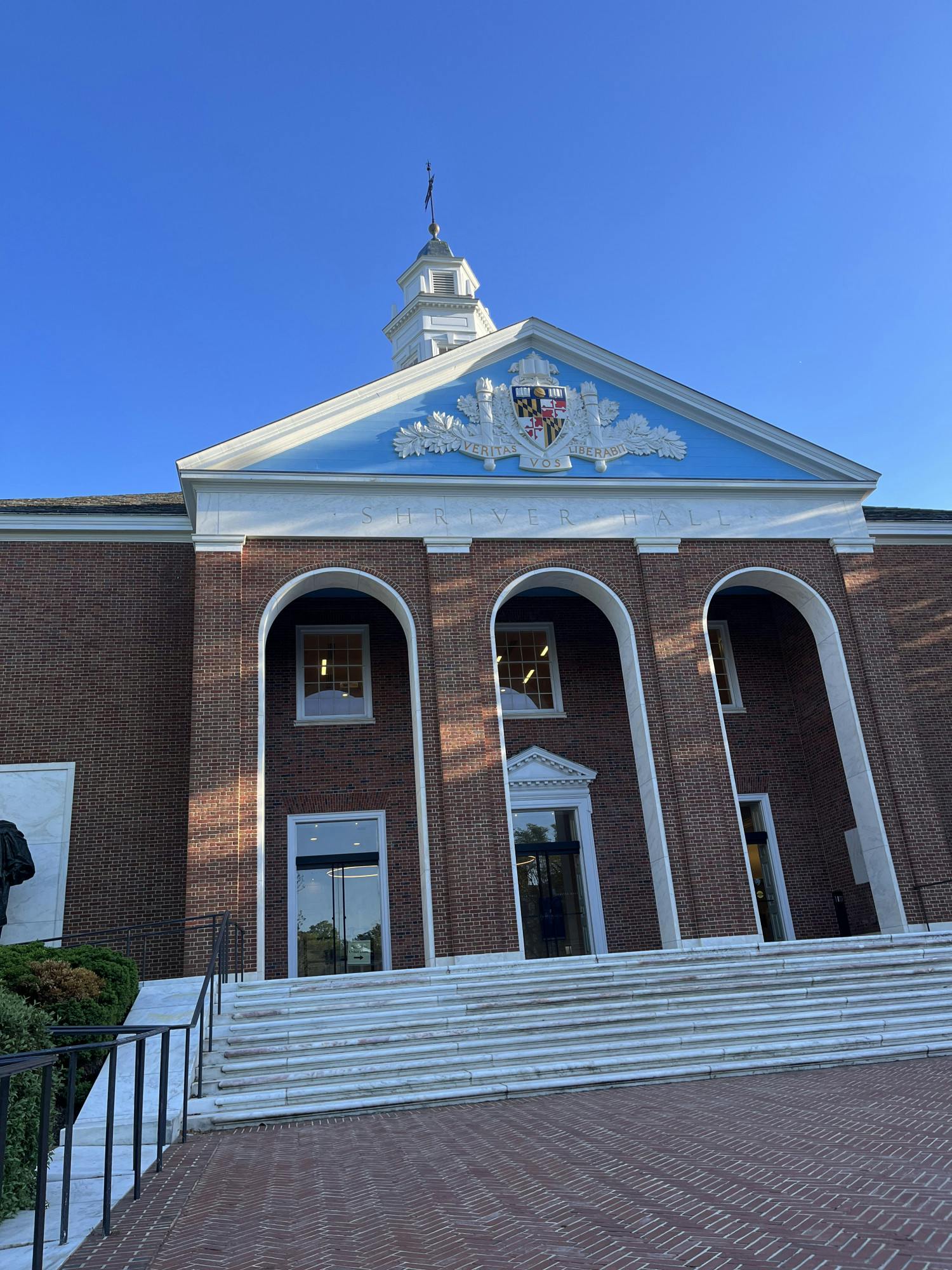 Harar shares her recommendations of classes and extracurriculars.&nbsp;