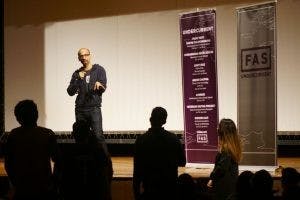  KUNAL MAITI/PHOTOGRAPHY STAFF
Díaz explained that Trump’s rhetoric is based upon creating fear among U.S. citizens.