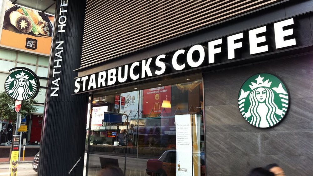 COURTESY OF GAORORELOOAM/CC BY-SA 3.0
Starbucks recently announced plans to phase out plastic straws by 2020. 