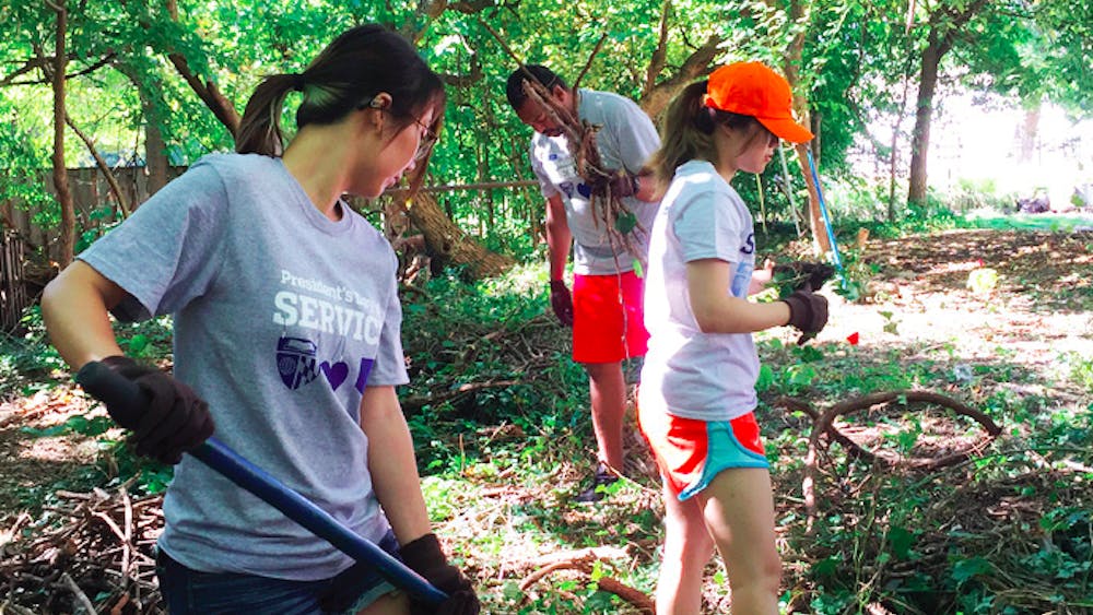 COURTESY OF SARAH Y. KIM
Students volunteered at over 35 service sites around Baltimore on Saturday.