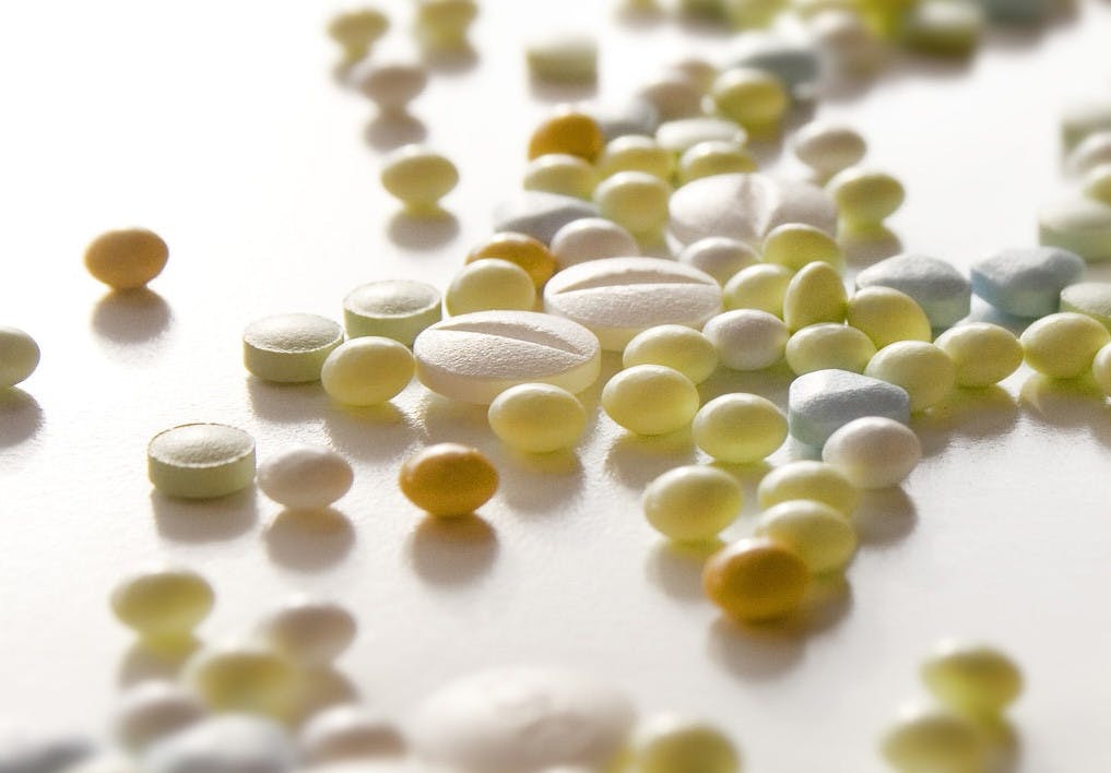 TAKI STEVE / CC BY-SA 2.0
A recent paper brings new perspectives to drug discovery through a deep-learning model.