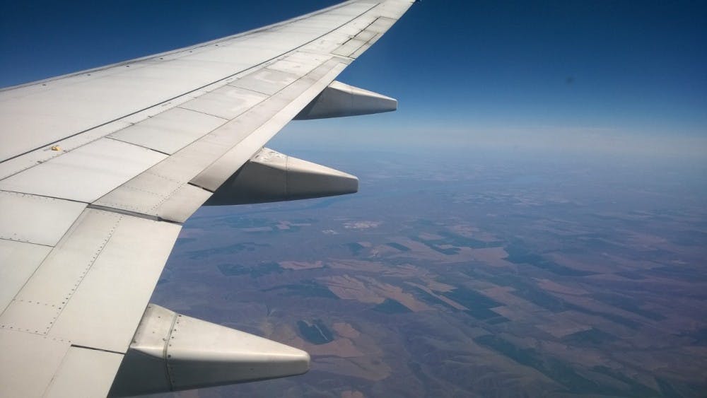 DAVID BECKER /CC -BY-2.0
Airplanes may someday be able to have water-repellent surfaces.