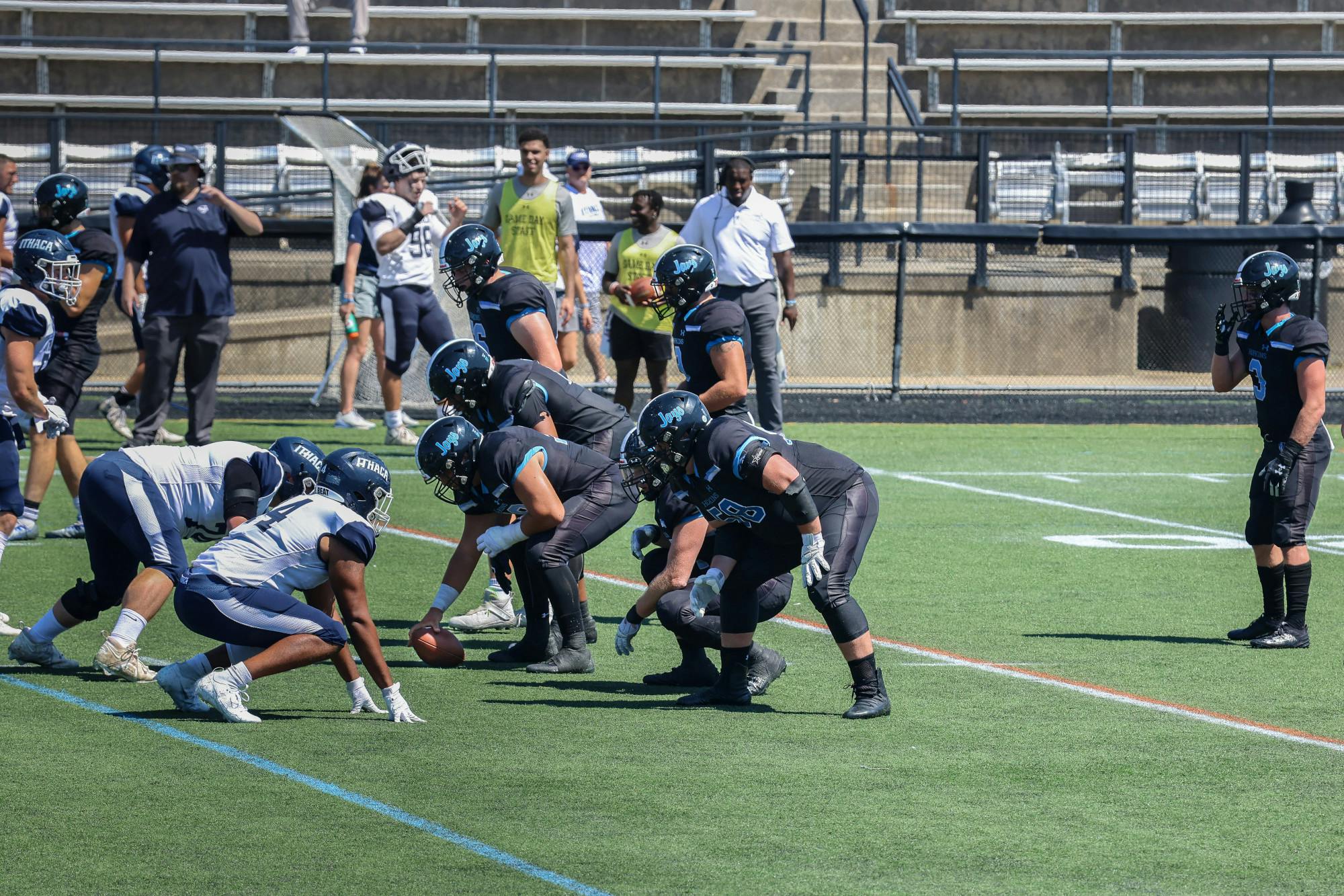 STEVEN SIMPSON / PHOTO EDITOR

Hop into the action as our student-athletes officially kick off their seasons.