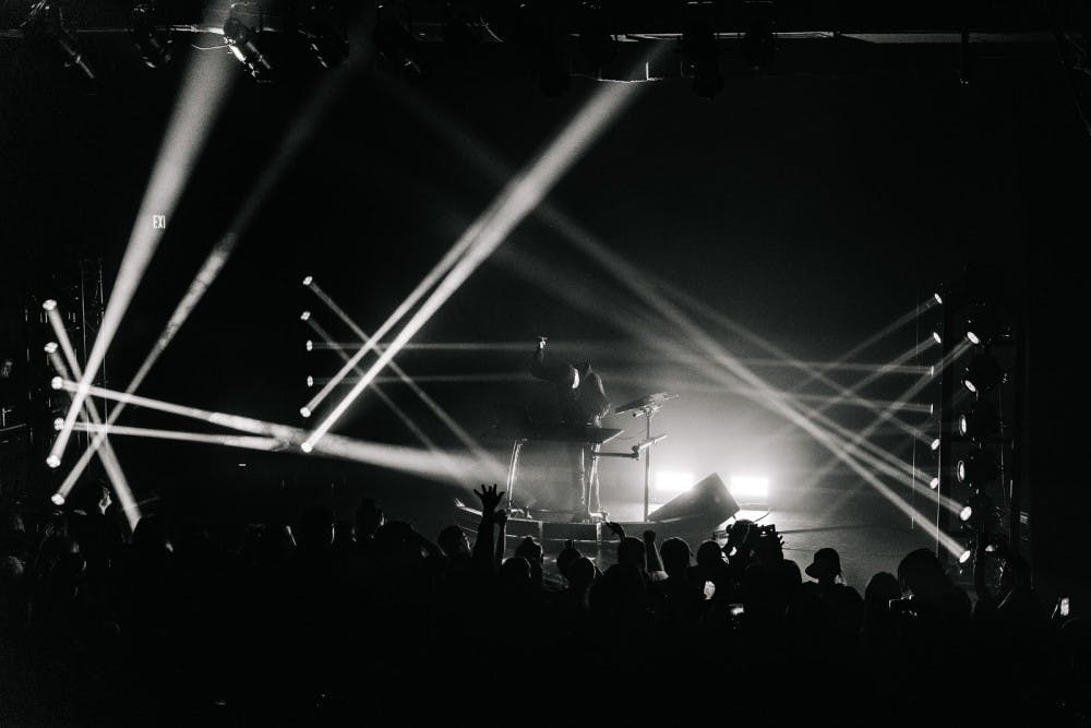 G Jones Tour Smartly Combines Visuals And Sound The Johns Hopkins News Letter