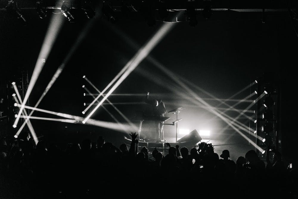 G Jones Tour Smartly Combines Visuals And Sound The Johns Hopkins News Letter G Jones Tour Smartly Combines Visuals And Sound The Johns Hopkins News Letter