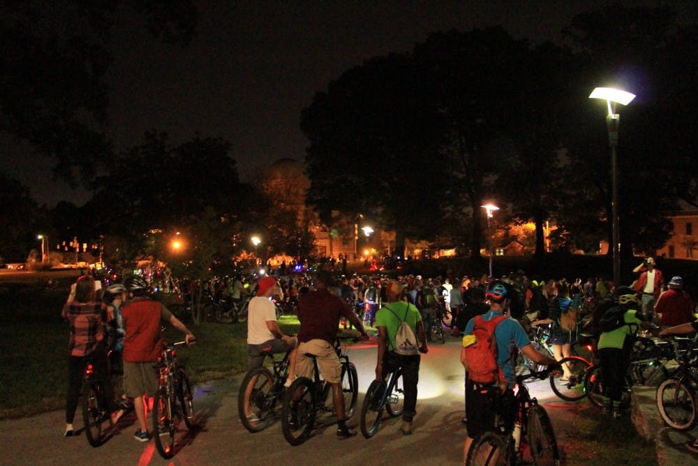 COURTESY OF AWOENAM MAUNA-WOANYA
Bike Party participants gather in St. Mary’s Park before the ride begins.