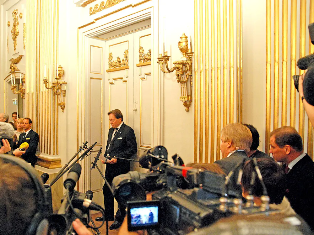 PROLINESERVER / CC BY-SA 3.0
Horace Engdahl presenting the Nobel Prize in Literature in 2008.