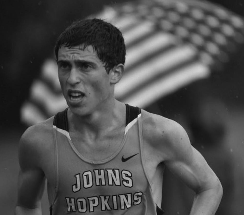  HOPKINSSPORTS.COM
Louis Levine won the Baltimore Metro Invitational.