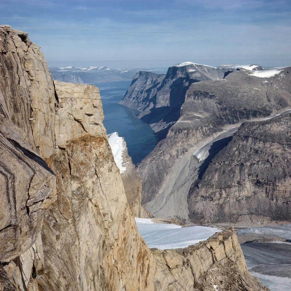 ed101.bu.edu
Moss from Baffin Island evidenced the century’s rise in temperature.
