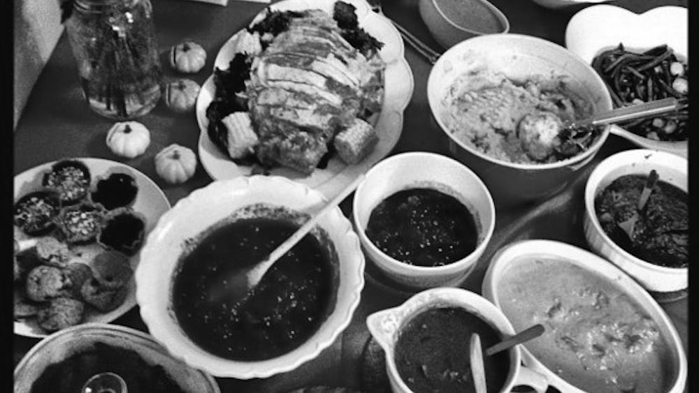 BRENNA VIA FLICKR cc-by-2.0
Few things can beat a dinner shared with friends, whether it’s home-cooked or out on the town.